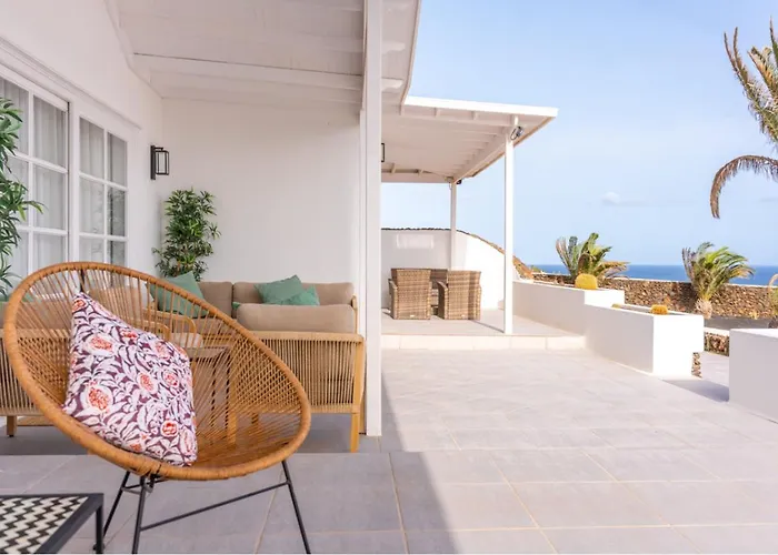 Palmitas - Sea Views - Private Pool - Hot Tub - Table Tennis