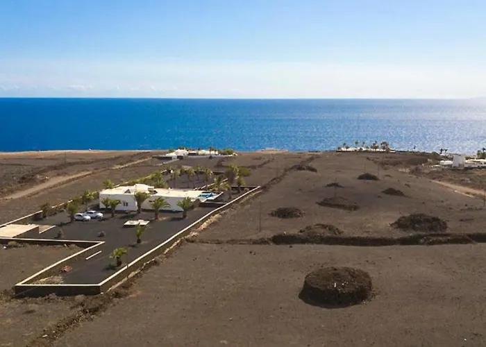 فيلة Palmitas - Sea Views - Private Pool - Hot Tub - Table Tennis *